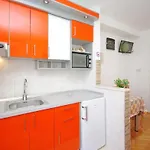 Apartments With Hot Tub Makarska - 18898 Apartmán Makarská