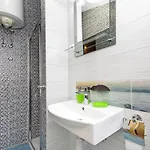 Apartments With Hot Tub Makarska - 18898 Apartmán Makarská