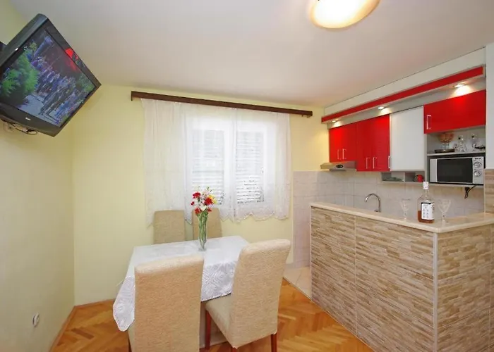 With Parking Space - 18898 Apartment *